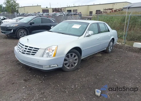 2006 Cadillac Dts Standard z USA, uszkodzony, nr VIN 1G6KD57Y46U109233